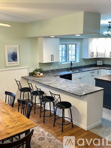 Source URL: https://prod-avail.s3.amazonaws.com/public_images/43119487/listing/Kitchen_Island.jpeg
