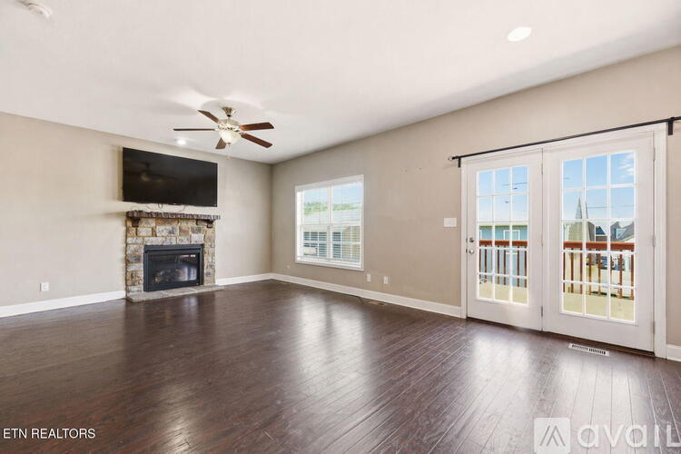 Source URL: https://prod-avail.s3.amazonaws.com/public_images/43118741/listing/living_room.jpg