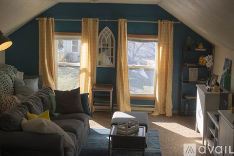 Source URL: https://prod-avail.s3.amazonaws.com/public_images/43115835/listing/living_room_2.JPG