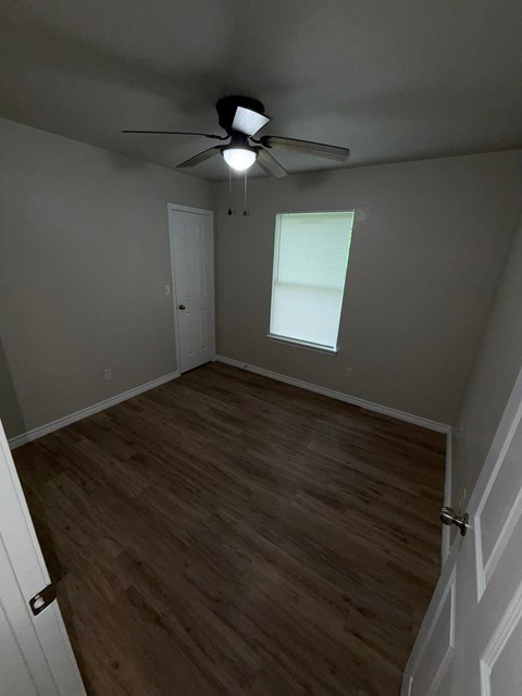 510 South Henderson Street 3 Beds Apartment for Rent