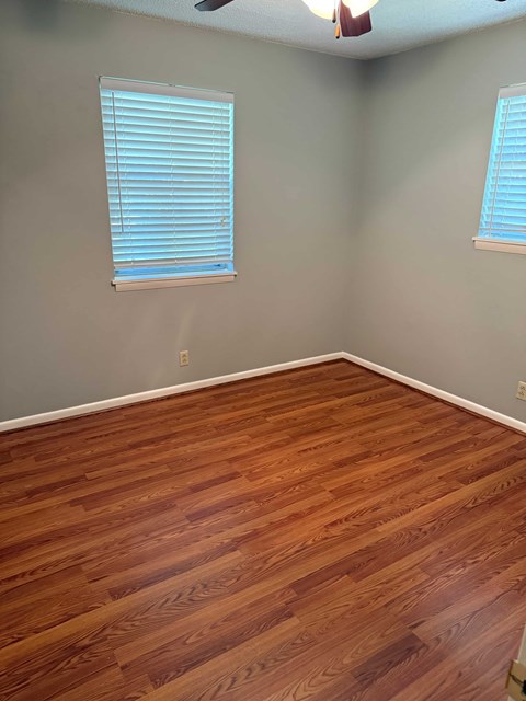 923 Summit Road 3 Beds Apartment for Rent