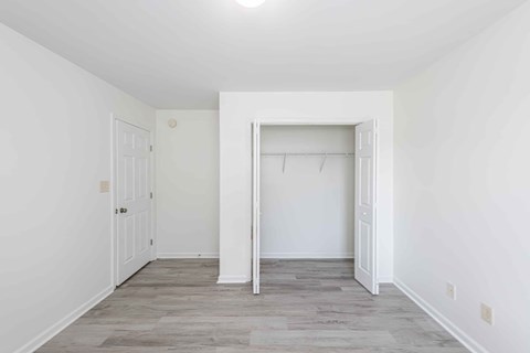 106 CHINKAPIN 4 Beds Apartment for Rent