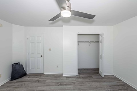106 CHINKAPIN 4 Beds Apartment for Rent