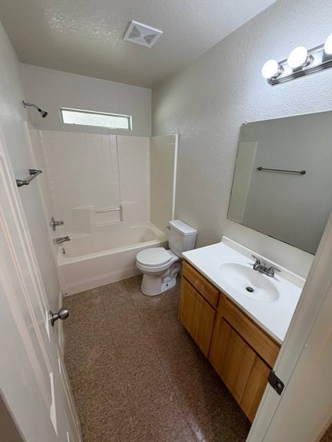 814 South 16Th Street 3 Beds Apartment for Rent