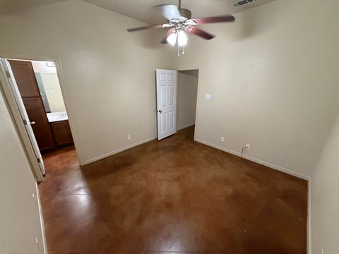 602 Kacie Drive 3 Beds Apartment for Rent