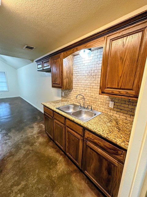 905 South Henderson Street 1 Apartment for Rent
