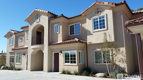 Source URL: https://prod-avail.s3.amazonaws.com/public_images/43130198/listing/Exterior_3.jpg
