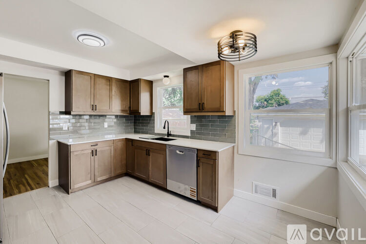 7335 Penn Ave S 5 Beds Single Family Home for Rent - Photo gallery 1