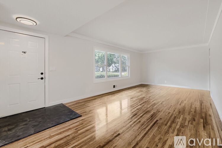 7335 Penn Ave S 5 Beds Single Family Home for Rent - Photo gallery 2