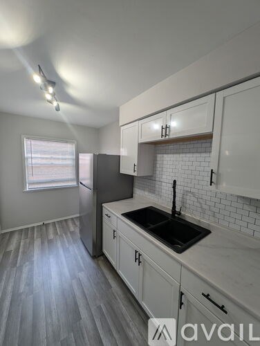 3355 Warren Road 2 Beds Apartment for Rent