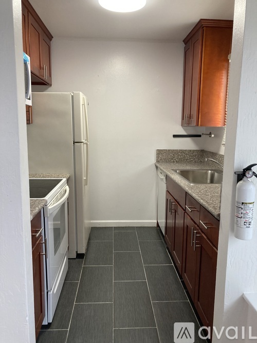 9017 Casals St 2 Beds Apartment for Rent - Photo gallery 4