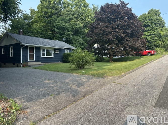 165 Wallens Street 2 Beds Single Family Home for Rent - Photo gallery 3