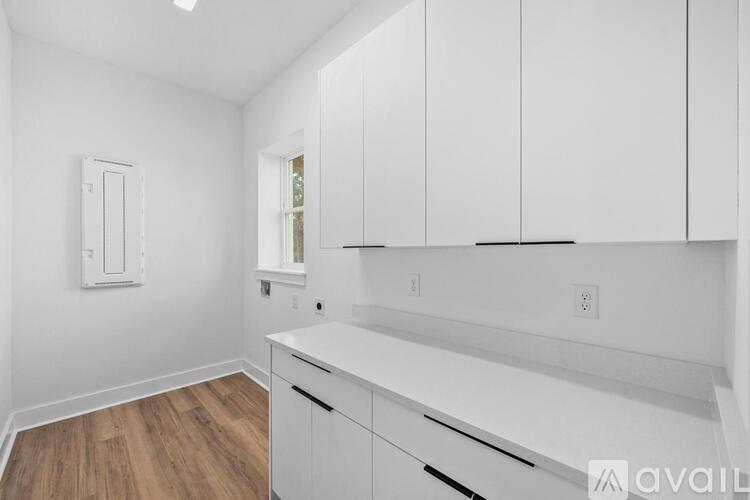 Source URL: https://prod-avail.s3.amazonaws.com/public_images/43127810/listing/Laundry_Room.jpg