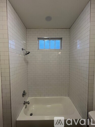 Source URL: https://prod-avail.s3.amazonaws.com/public_images/43126316/listing/101_Hesper_unit_C_-_shower.jpg