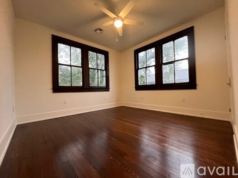 Source URL: https://prod-avail.s3.amazonaws.com/public_images/43126318/listing/101_Hesper_unit_C_-_living_room.jpg