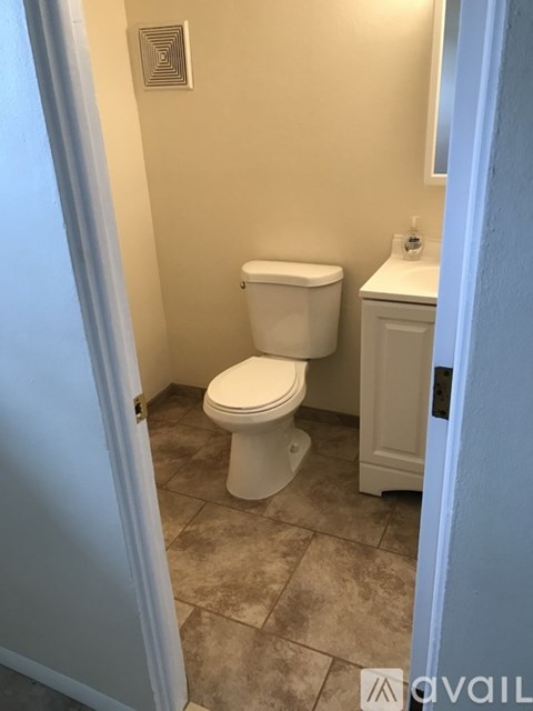 Source URL: https://prod-avail.s3.amazonaws.com/public_images/43124704/listing/IMG_3515.jpeg