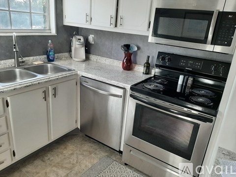 Source URL: https://prod-avail.s3.amazonaws.com/public_images/43120497/listing/Resized_20210102_155250.jpeg