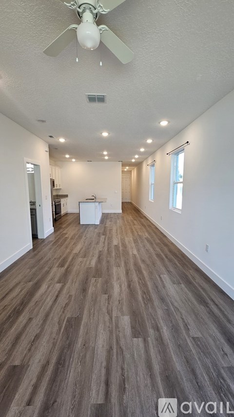 Source URL: https://prod-avail.s3.amazonaws.com/public_images/43120009/listing/Living_room_-_front_door.jpg