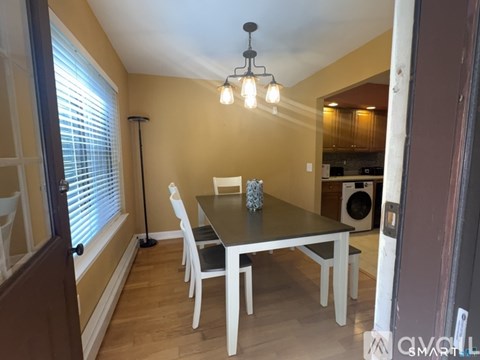Source URL: https://prod-avail.s3.amazonaws.com/public_images/43116148/listing/125W_DR.jpg