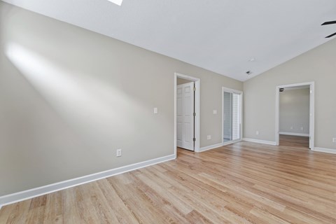 4212 Elizabeth Ave 3 Beds Apartment for Rent