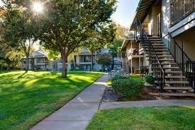 Creekside Manor 4 Beds Apartment for Rent