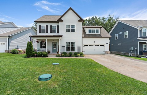 1327 Batbriar Rd 4 Beds Apartment for Rent