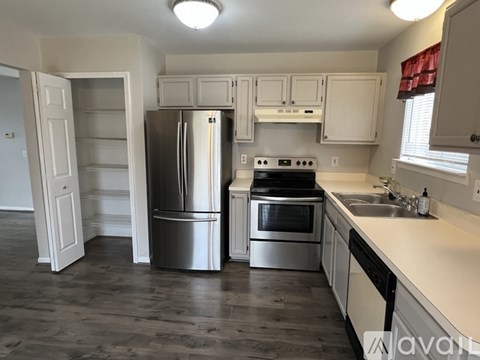 Source URL: https://prod-avail.s3.amazonaws.com/public_images/43130825/listing/IMG_2701.JPEG