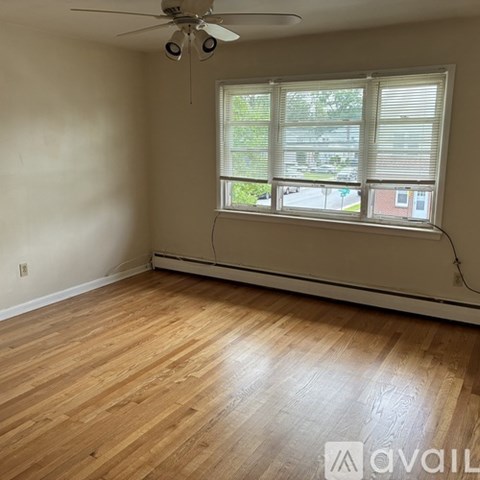 Source URL: https://prod-avail.s3.amazonaws.com/public_images/43135149/listing/IMG_0747.jpeg