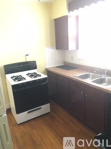 Source URL: https://prod-avail.s3.amazonaws.com/public_images/31914177/listing/4-IMG_1385.JPG