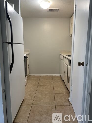 Source URL: https://prod-avail.s3.amazonaws.com/public_images/35157834/listing/Kitchen_Whole.jpg