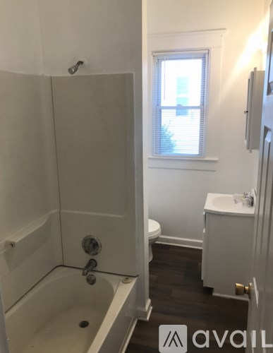 Source URL: https://prod-avail.s3.amazonaws.com/public_images/39062175/listing/IMG_1801.jpg
