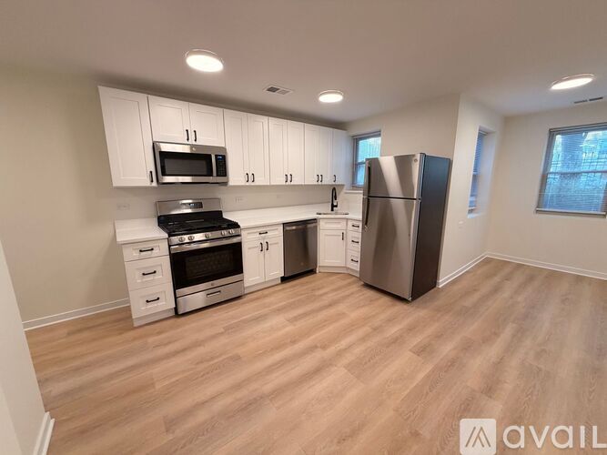 6236 N Bell Ave 2 Beds Apartment for Rent - Photo gallery 1