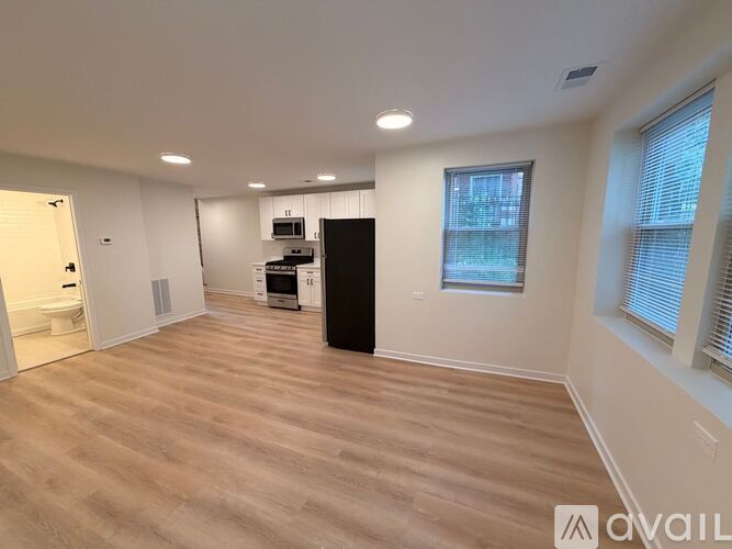 6236 N Bell Ave 2 Beds Apartment for Rent - Photo gallery 3