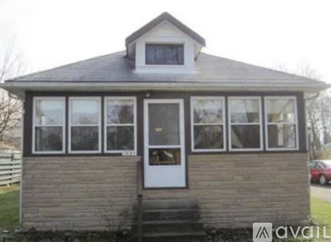 1831 Short Street 3 Beds Apartment for Rent