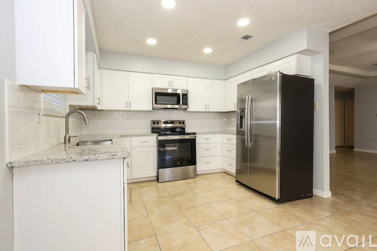 12012 Fork Creek Dr 4 Beds Single Family Home for Rent - Photo gallery 2