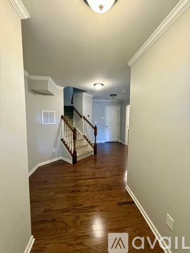 756 Naramore Street 4 Beds Townhouse for Rent - Photo gallery 5