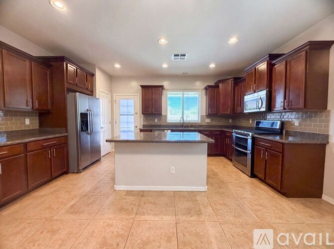 876 W Ayrshire Trl 4 Beds Single Family Home for Rent - Photo gallery 2