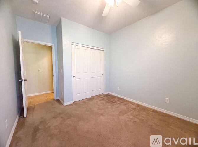 876 W Ayrshire Trl 4 Beds Single Family Home for Rent - Photo gallery 5