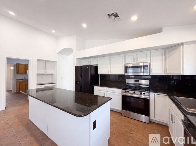 16736 W McKinley St 4 Beds Single Family Home for Rent - Photo gallery 5