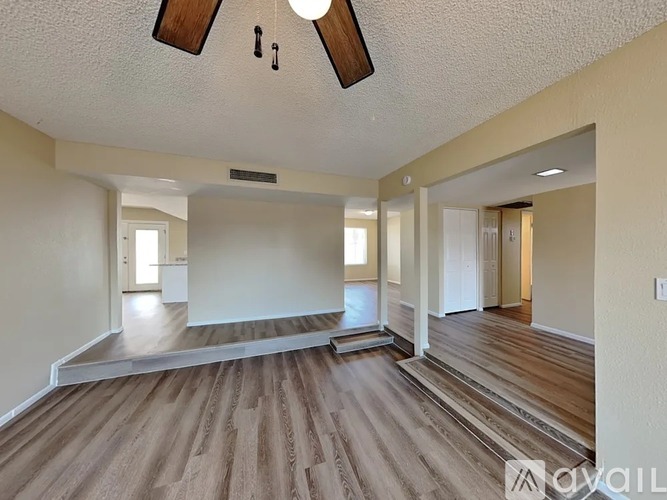 4626 W Carol Ave 3 Beds Single Family Home for Rent - Photo gallery 5