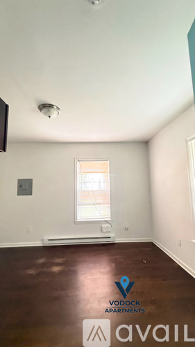 93 Blue Hills Ave Studio Apartment for Rent - Photo gallery 3