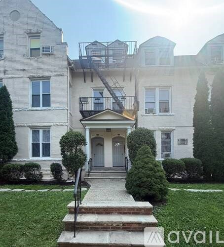 15 Grove St Studio Apartment for Rent