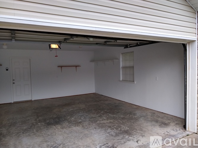 401 Hayley Court 3 Beds Single Family Home for Rent - Photo gallery 3