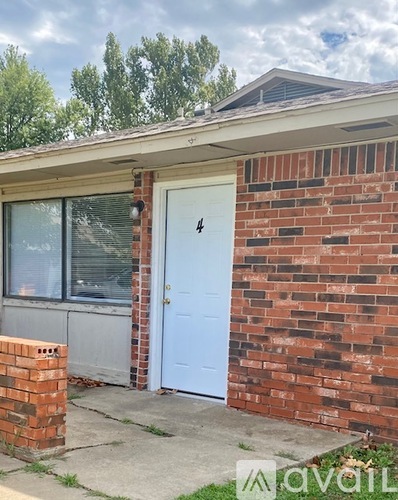 210 NW North St 2 Beds Apartment for Rent - Photo gallery 1