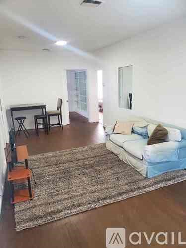 3509 Pinewood Avenue 3 Beds Apartment for Rent