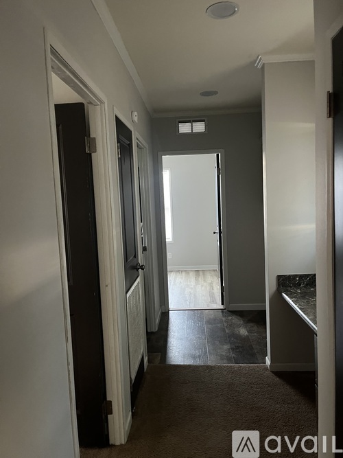 3951 South Mentor Avenue 3 Beds Apartment for Rent - Photo gallery 5