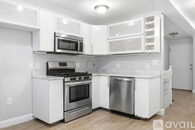 191 Everett St 4 Beds Apartment for Rent - Photo gallery 2