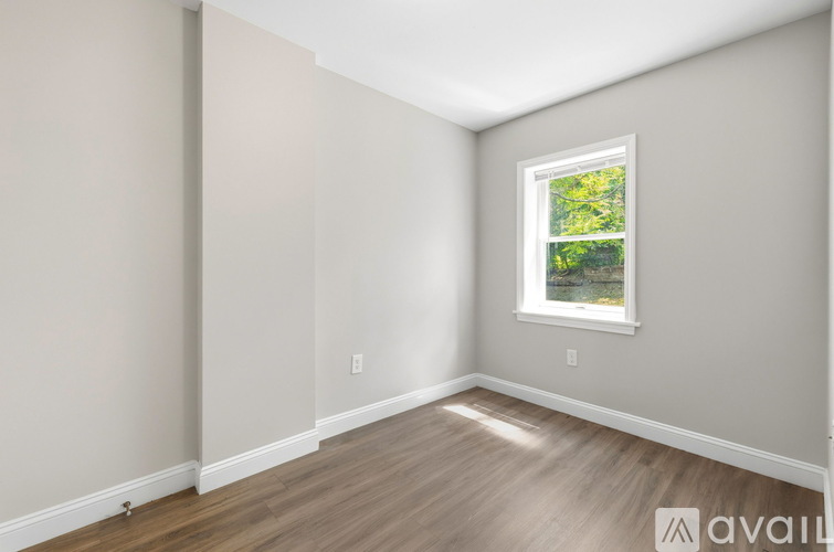 191 Everett St 4 Beds Apartment for Rent - Photo gallery 4