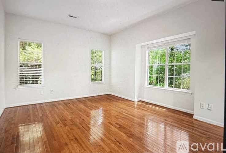 107 Bay Colony Court 3 Beds Single Family Home for Rent - Photo gallery 3