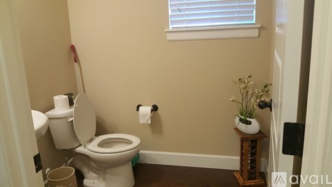 1441 40 Street Southeast 4 Beds Apartment for Rent